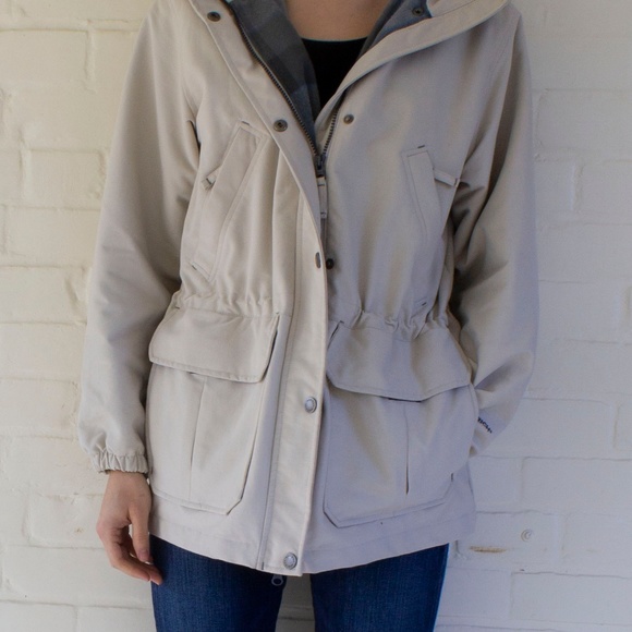 Feather White Classic All Weather Woolrich Coat - Picture 6 of 8